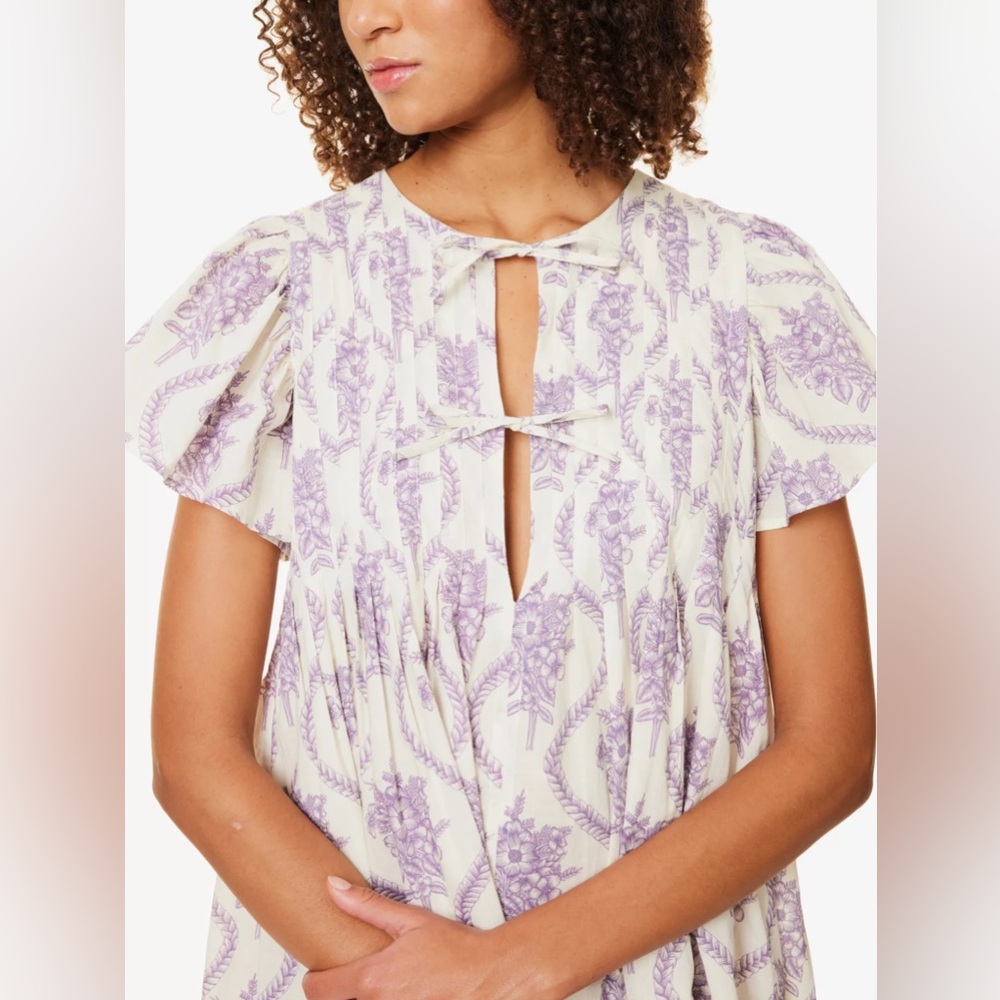 Desmond & Dempsey Floral Pleated Nightie size L